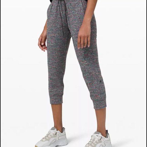lululemon athletica Pants - Lululemon Ready to Rulu Jogger Crop